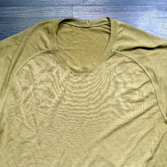Lululemon Men's Metal Vent Tech Long Sleeve Shirt 2.0 - Yellow - Picture 3 of 8